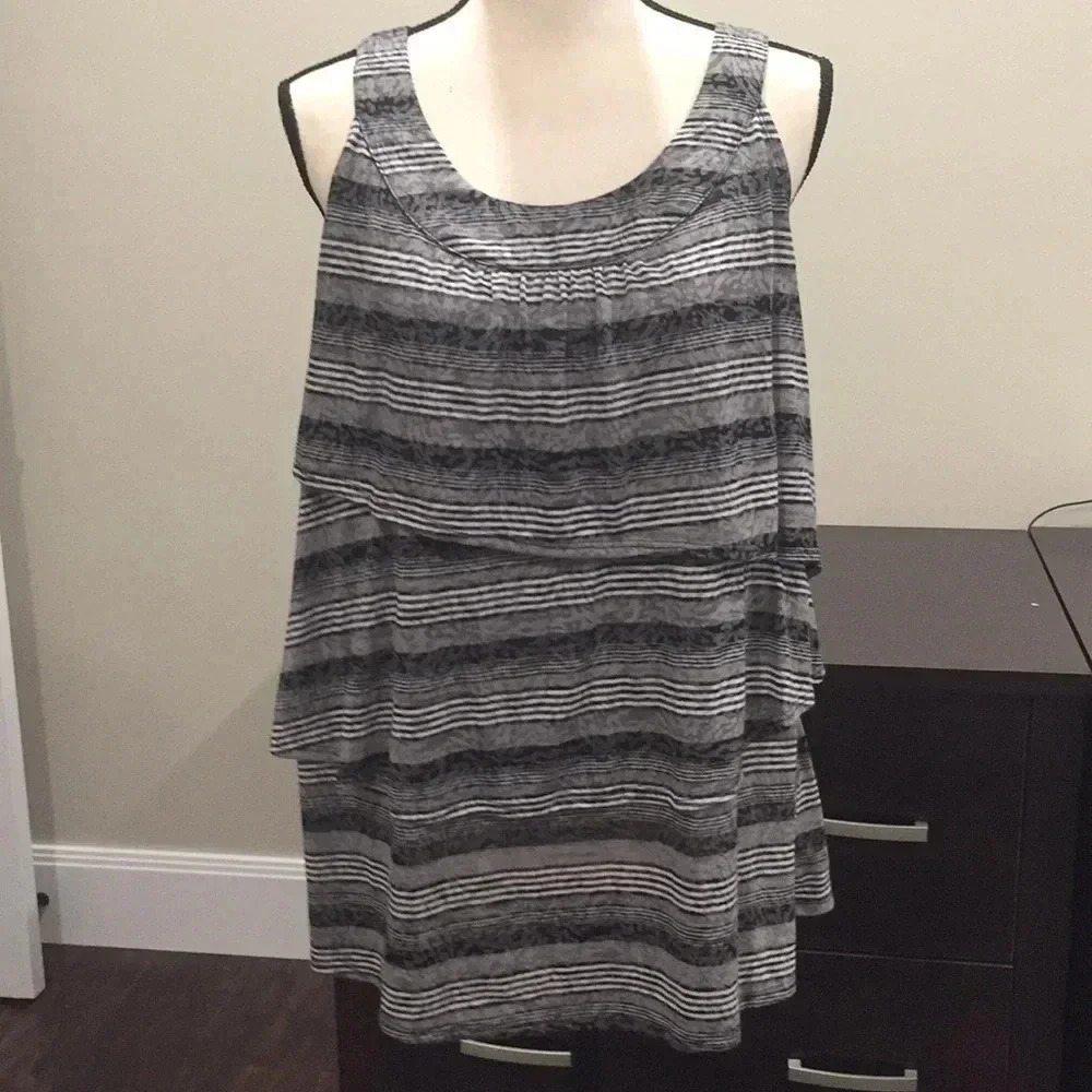 Faded Glory Ruffled top